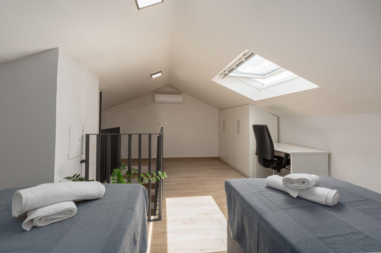 Apartman Exquisites Mit Eigener Galerie, Babybett, Waschmaschine Und Nur 700 Meter Zum